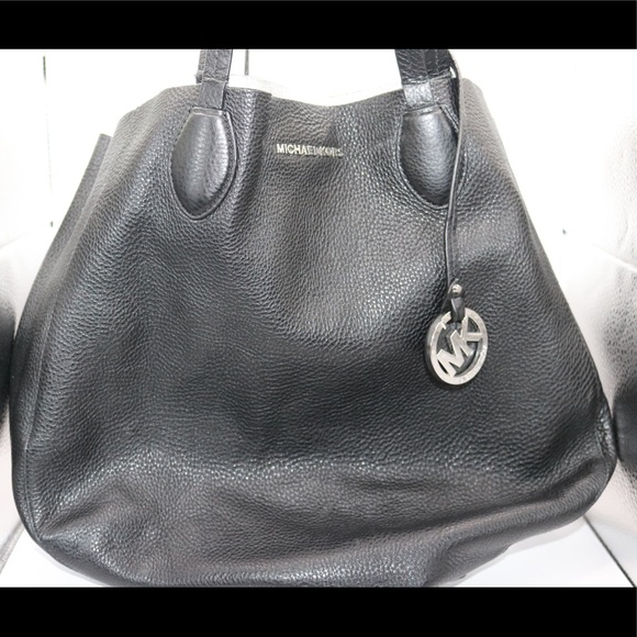 Michael Kors Handbags - Michael Kors reversible tote